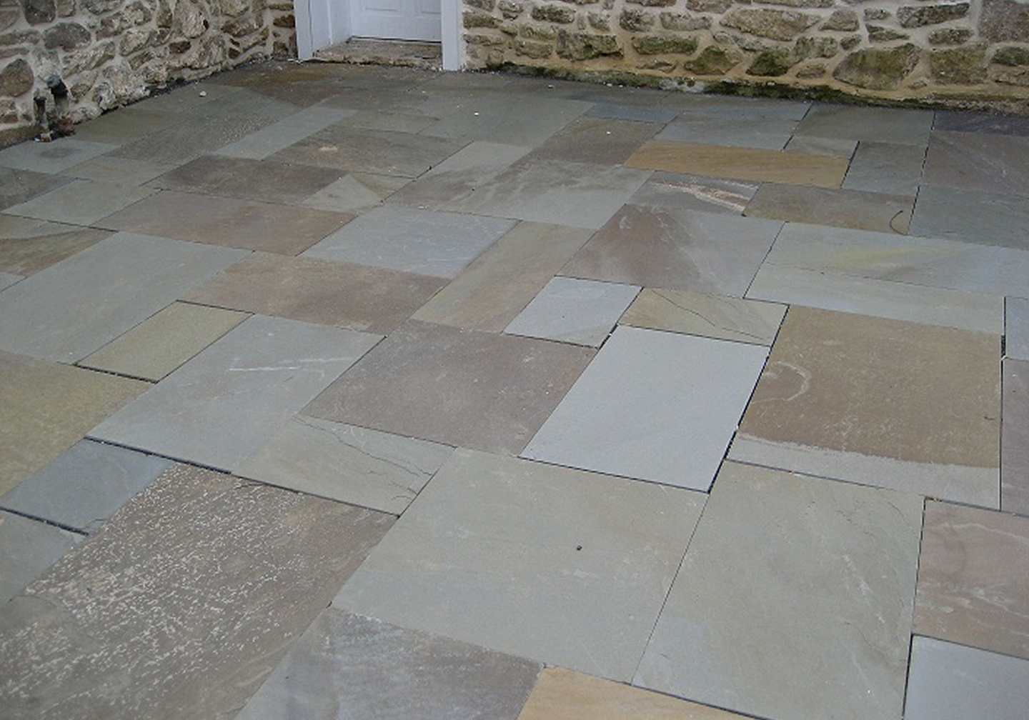 Grey and tan stone tile arrangement