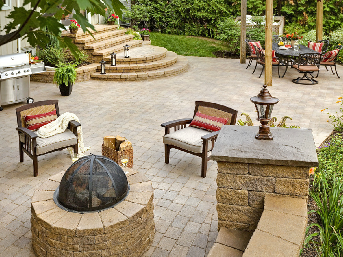 Outdoor patio with fire pit and seating