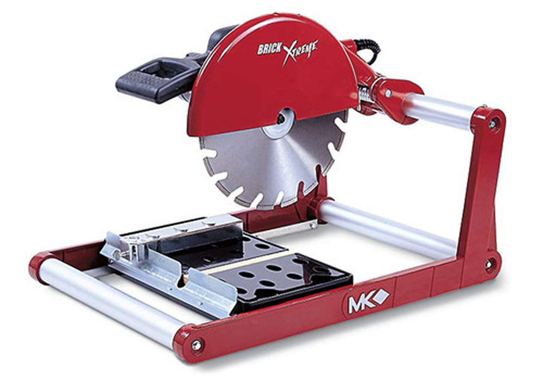 Professional-grade wet tile cutting machine